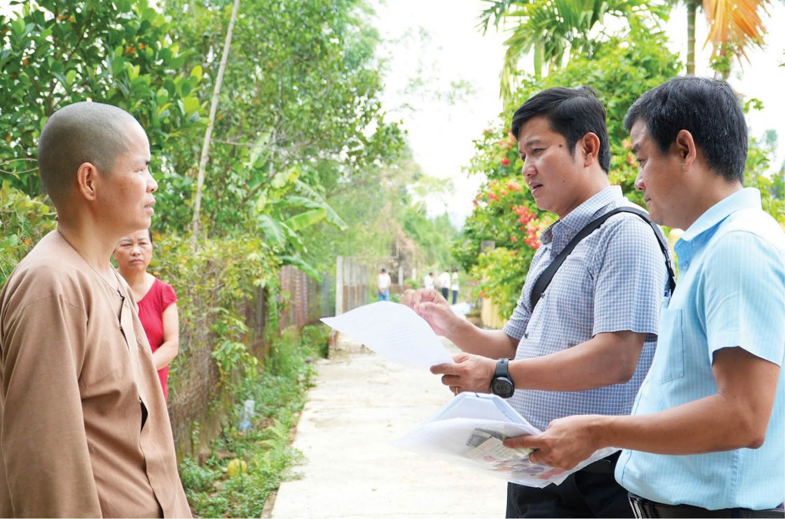 Lắng nghe và hành động trách nhiệm