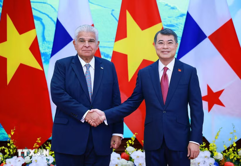 VIỆT NAM - PANAMA TĂNG CƯỜNG KẾT NỐI VẬN TẢI, HẬU CẦN VÀ CHUỖI CUNG ỨNG