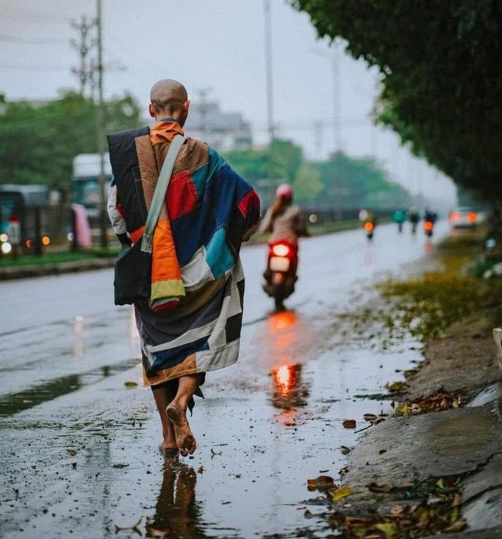 Từ “hiện tượng mạng” đến thủ đoạn lợi dụng vấn đề tôn giáo trên không gian số