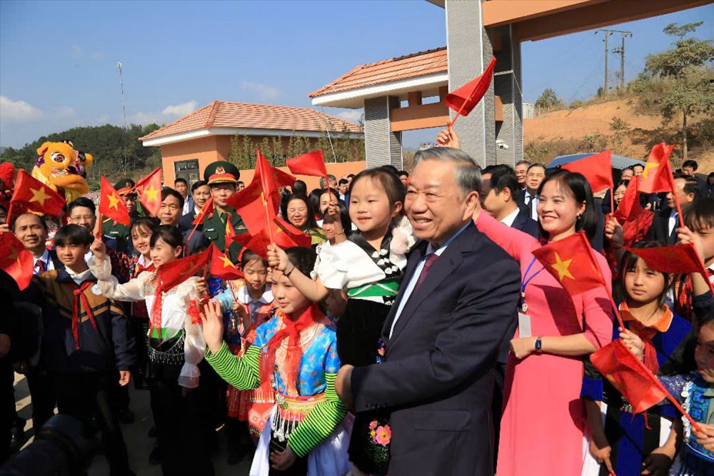 ĐẢNG VÌ DÂN, DÂN TIN ĐẢNG – DÂN GIÀU, NƯỚC MẠNH