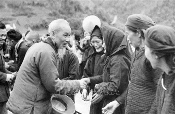 NHỮNG BÀI HỌC TRONG CÔNG TÁC XÂY DỰNG ĐẢNG VỀ ĐẠO ĐỨC TỪ CHỈ DẪN CỦA CHỦ TỊCH HỒ CHÍ MINH