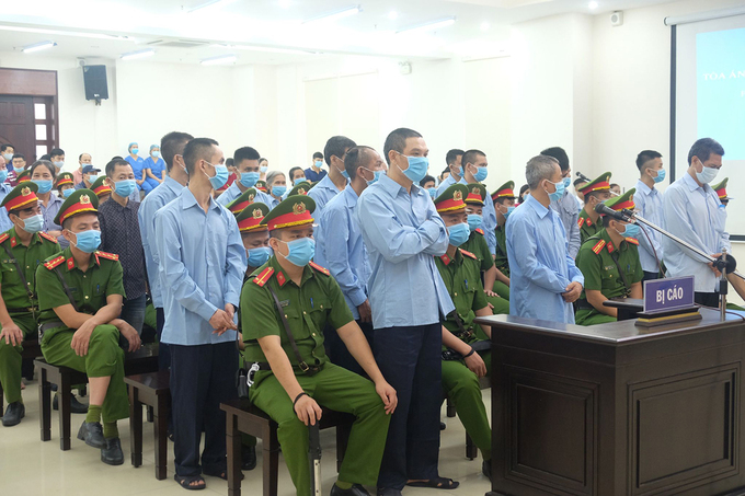 BỊ CÁO VỤ ĐỒNG TÂM CHẮP TAY XIN LỖI GIA ĐÌNH BA CẢNH SÁT