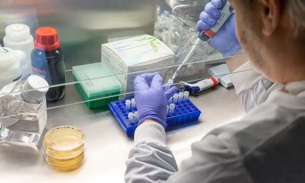 CẦN 30 TỶ USD ĐỂ PHÁT TRIỂN VACCINE VÀ PHƯƠNG PHÁP ĐIỀU TRỊ COVID-19