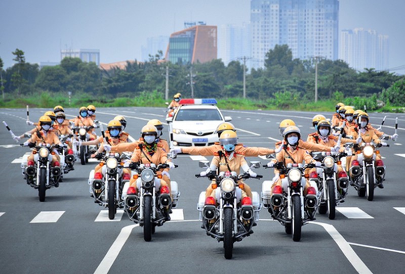 CHUYỂN GIAO NHIỆM VỤ QUẢN LÝ NHÀ NƯỚC VỀ ĐÀO TẠO, SÁT HẠCH, CẤP GIẤY PHÉP LÁI XE  KHI BAN HÀNH LUẬT BẢO ĐẢM TRẬT TỰ AN TOÀN  GIAO THÔNG ĐƯỜNG BỘ LÀ PHÙ HỢP VÀ CẦN THIẾT TRONG TÌNH HÌNH HIỆN NAY. KỲ 1: SỰ CẦN THIẾT, CƠ SỞ CỦA VIỆC CHUYỂN GIAO