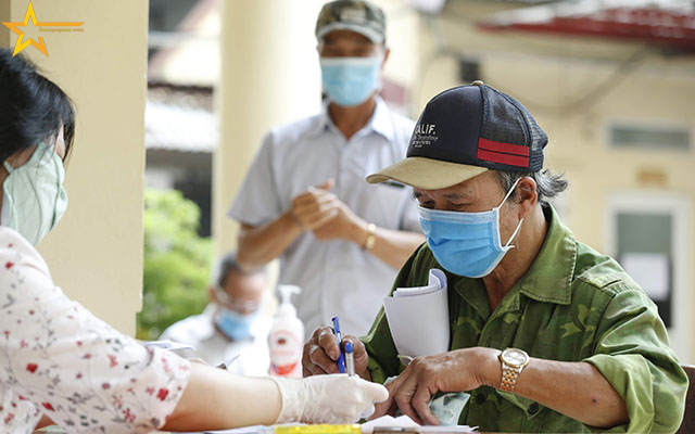 NHỮNG ĐÁNH GIÁ PHIẾN DIỆN, THIẾU KHÁCH QUAN