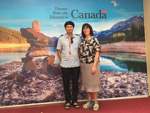 KHÔNG ĐƯỢC CẤP SỔ ĐỎ CHỈ VÌ HÀNG XÓM “QUÁI ĐẢN”