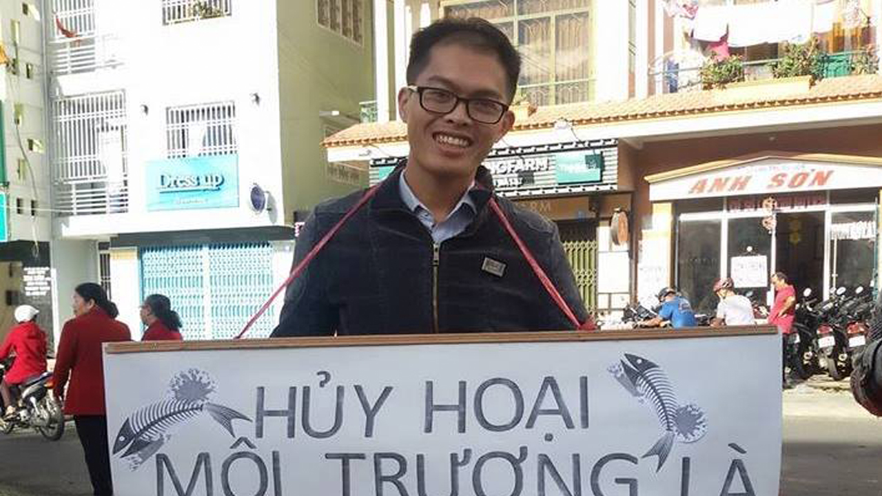 Mang khẩu hiệu phản động vào nhà thờ, linh mục đã đuổi thẳng Huỳnh Khánh Kim Long ra khỏi giáo xứ Đà Lạt