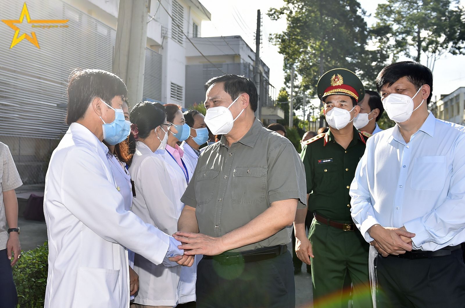 NGUYỄN THÔNG KẺ XẢO TRÁ ĐÁNH LẬN CON ĐEN