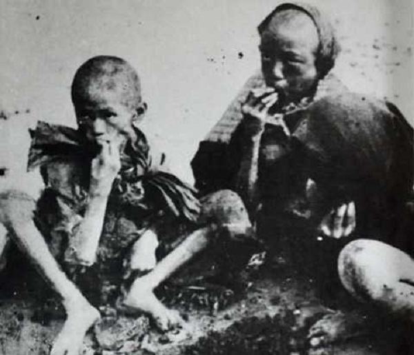 Ai là thủ phạm gây ra nạn đói khủng khiếp năm 1945?