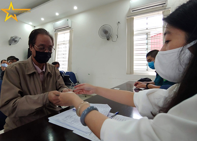 ĐÃ CHI HỖ TRỢ HƠN 65 TỶ ĐỒNG CHO LAO ĐỘNG TRONG VÀ NGOÀI TỈNH GẶP KHÓ KHĂN DO DỊCH COVID-19
