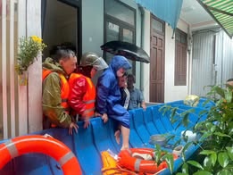 Ứng phó lũ đặc biệt lớn, cả hệ thống vào cuộc