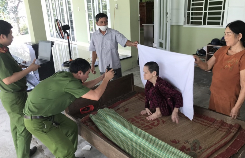 DỐC SỨC THỰC HIỆN NƯỚC RÚT VỀ ĐÍCH SỚM CHỈ TIÊU CẤP CCCD