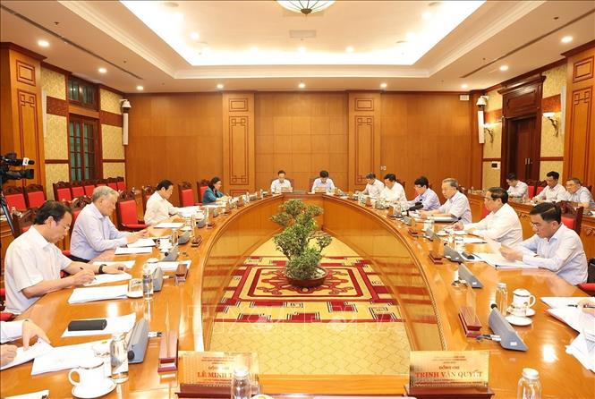 TỔNG BÍ THƯ, CHỦ TỊCH NƯỚC CHỦ TRÌ HỌP BỘ CHÍNH TRỊ BÀN GIẢI PHÁP KHẮC PHỤC HẬU QUẢ BÃO SỐ 3