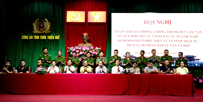 HƠN 100 CƠ SỞ KINH DOANH CÓ ĐIỀU KIỆN CAM KẾT KHÔNG ĐỂ XẢY RA TỘI PHẠM VÀ TỆ NẠN MA TÚY