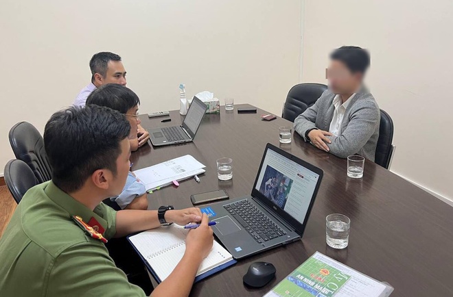 QUÉT BỎ “RÁC” MẠNG XÃ HỘI