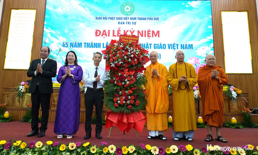 KỶ NIỆM 45 NĂM THÀNH LẬP GIÁO HỘI PHẬT GIÁO VIỆT NAM