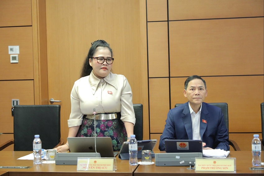 Kỳ họp thứ 10, Quốc hội khoá XV:  Cần rõ ràng, minh bạch hơn trong quy định về viên chức