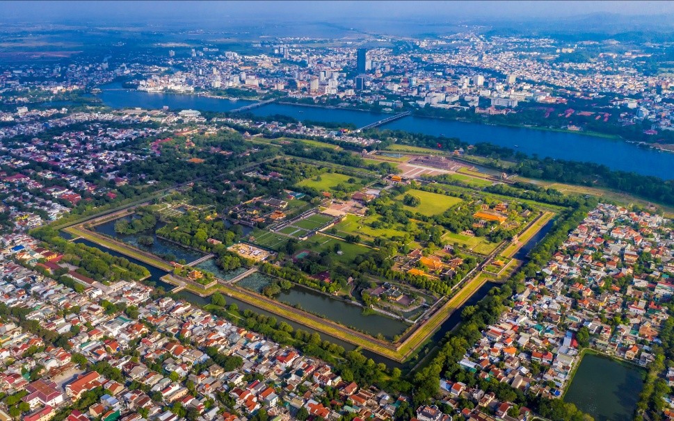 LẤY Ý KIẾN PHƯƠNG ÁN MÔ HÌNH THÀNH LẬP THÀNH PHỐ TRỰC THUỘC TRUNG ƯƠNG