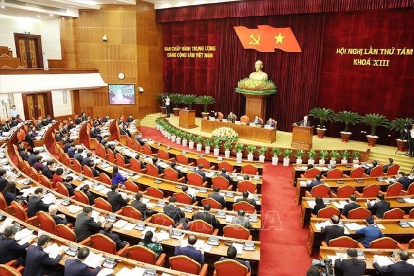 HỘI NGHỊ TRUNG ƯƠNG LẦN THỨ 8 KHÓA XIII: TIẾP TỤC ĐẨY MẠNH XÂY DỰNG ĐỘI NGŨ TRÍ THỨC