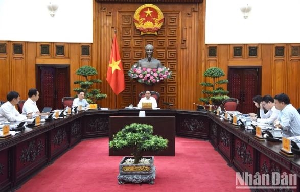 TÍCH CỰC HỖ TRỢ NGƯỜI DÂN, DOANH NGHIỆP ỔN ĐỊNH ĐỜI SỐNG, KHÔI PHỤC SẢN XUẤT, KINH DOANH