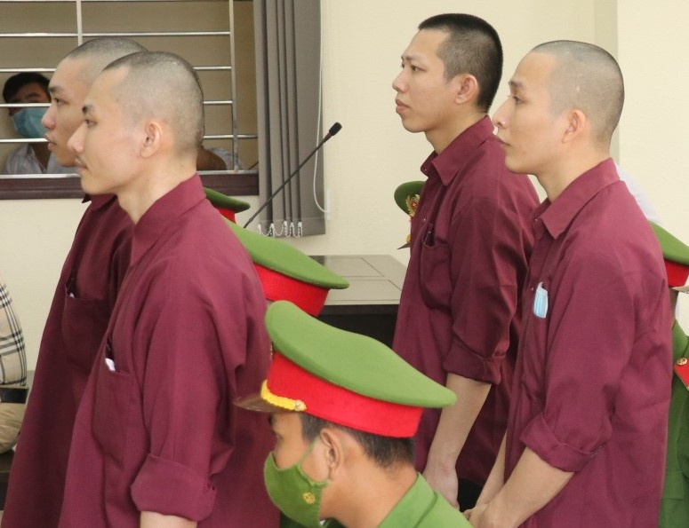 TUYÊN PHẠT 6 BỊ CÁO TRONG VỤ “TỊNH THẤT BỒNG LAI” Y ÁN SƠ THẨM