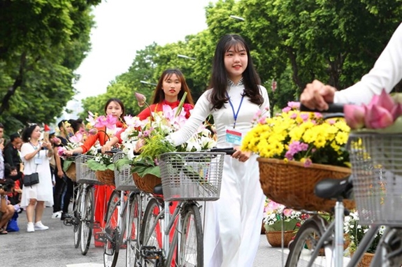 CỔ VŨ CÁI ĐẸP, DẸP BỎ CÁI XẤU