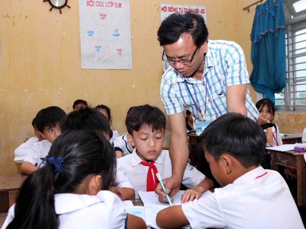 KHI NGƯỜI THẦY SỢ DƯ LUẬN