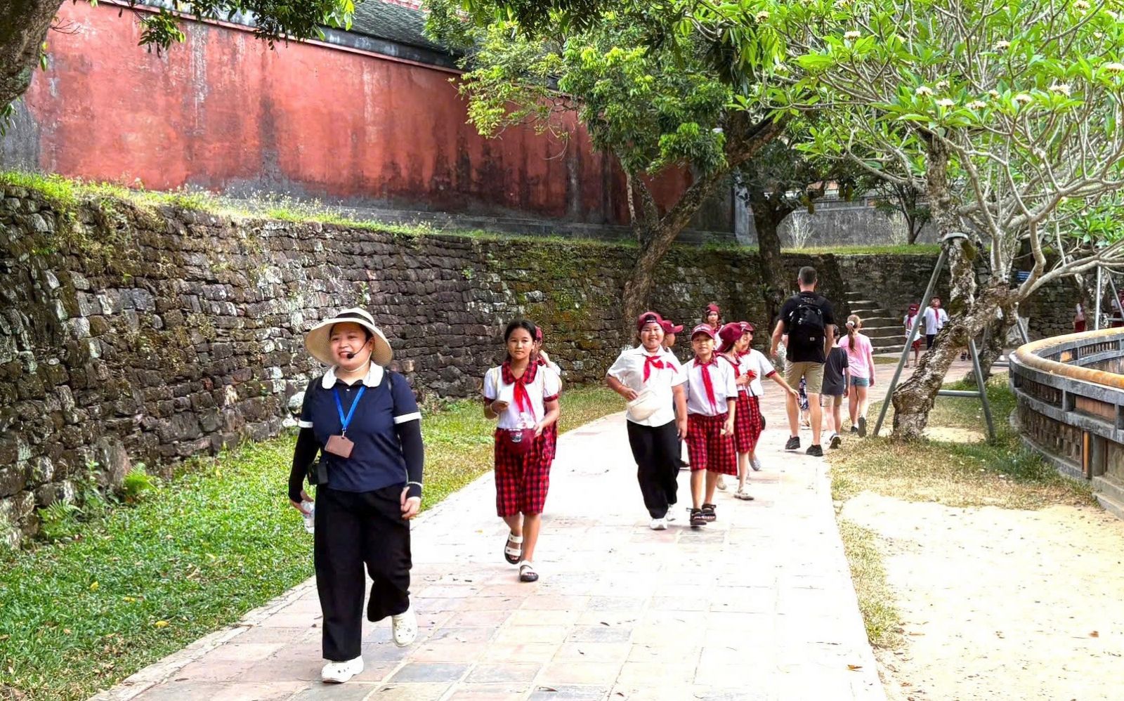 Hãy để cơ hội cho những điều tốt đẹp cất tiếng