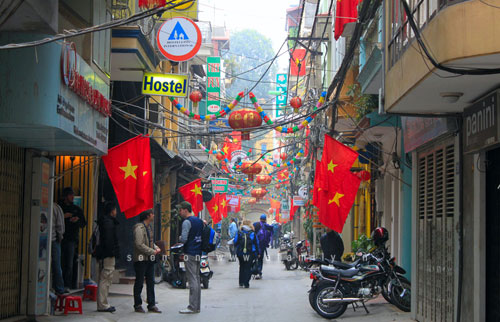 PHỤNG SỰ TỔ QUỐC