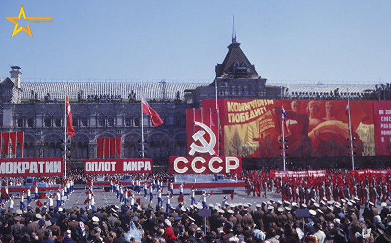 NHÌN LẠI SỰ KIỆN 30 NĂM LIÊN XÔ TAN RÃ VÀ SỰ TRỪNG PHẠT CỦA LỊCH SỬ