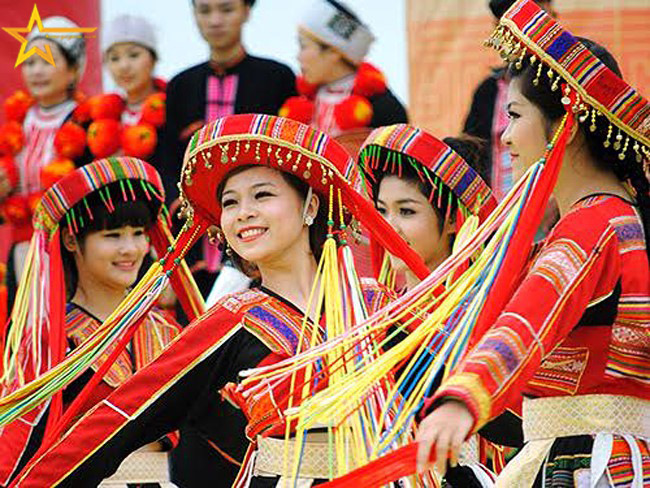 VĂN HÓA SOI ĐƯỜNG CHO QUỐC DÂN ĐI