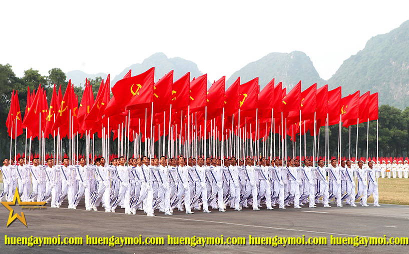 TÔN TRỌNG NGUYÊN TẮC KHÁCH QUAN, TOÀN DIỆN, ĐÁNH GIÁ ĐÚNG MỨC ĐỘ SUY THOÁI, “TỰ DIỄN BIẾN”, “TỰ CHUYỂN HOÁ”