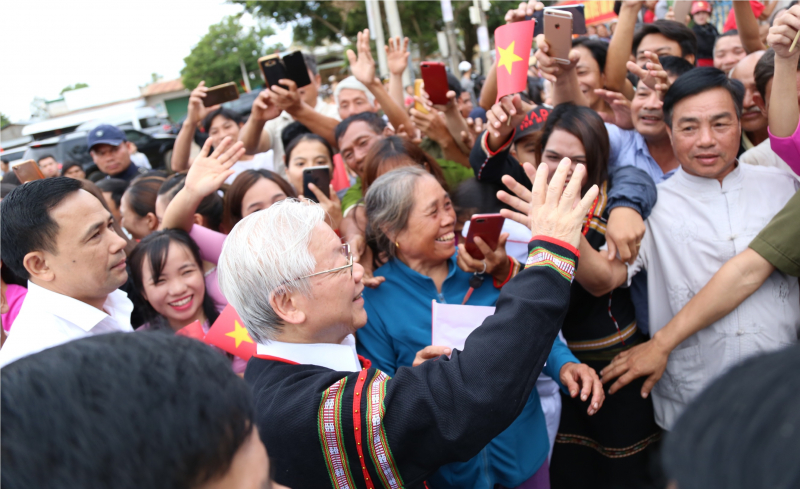 LỜI BÁC DẶN TRƯỚC LÚC ĐI XA!