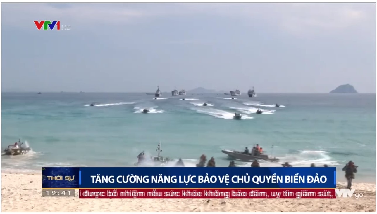 Việt Nam công khai hình ảnh tàu chiến và tàu ngầm phóng tên lửa