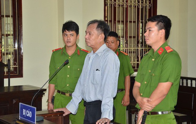 GIỚI HẠN CỦA LIVESTREAM “CHỐNG THAM NHŨNG”