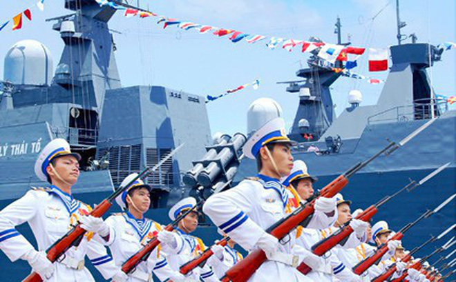 KHÔNG THỂ XUYÊN TẠC CHÍNH SÁCH QUỐC PHÒNG CỦA VIỆT NAM