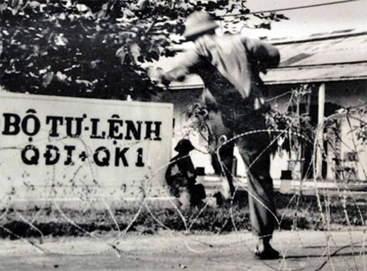 Đại tướng Võ Nguyên Giáp chỉ đạo chiến dịch Trị Thiên - Huế