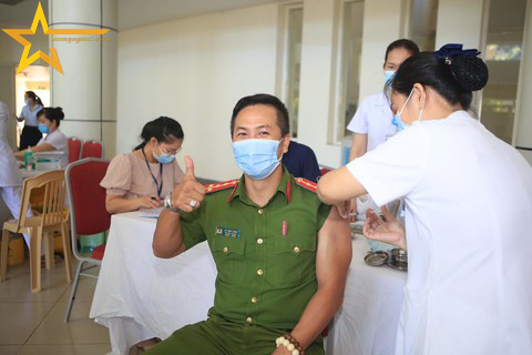 MUỐN YÊN ỔN THÌ PHẢI HIỂU LỢI ÍCH CỦA VIỆC TIÊM VẮC XIN COVID-19