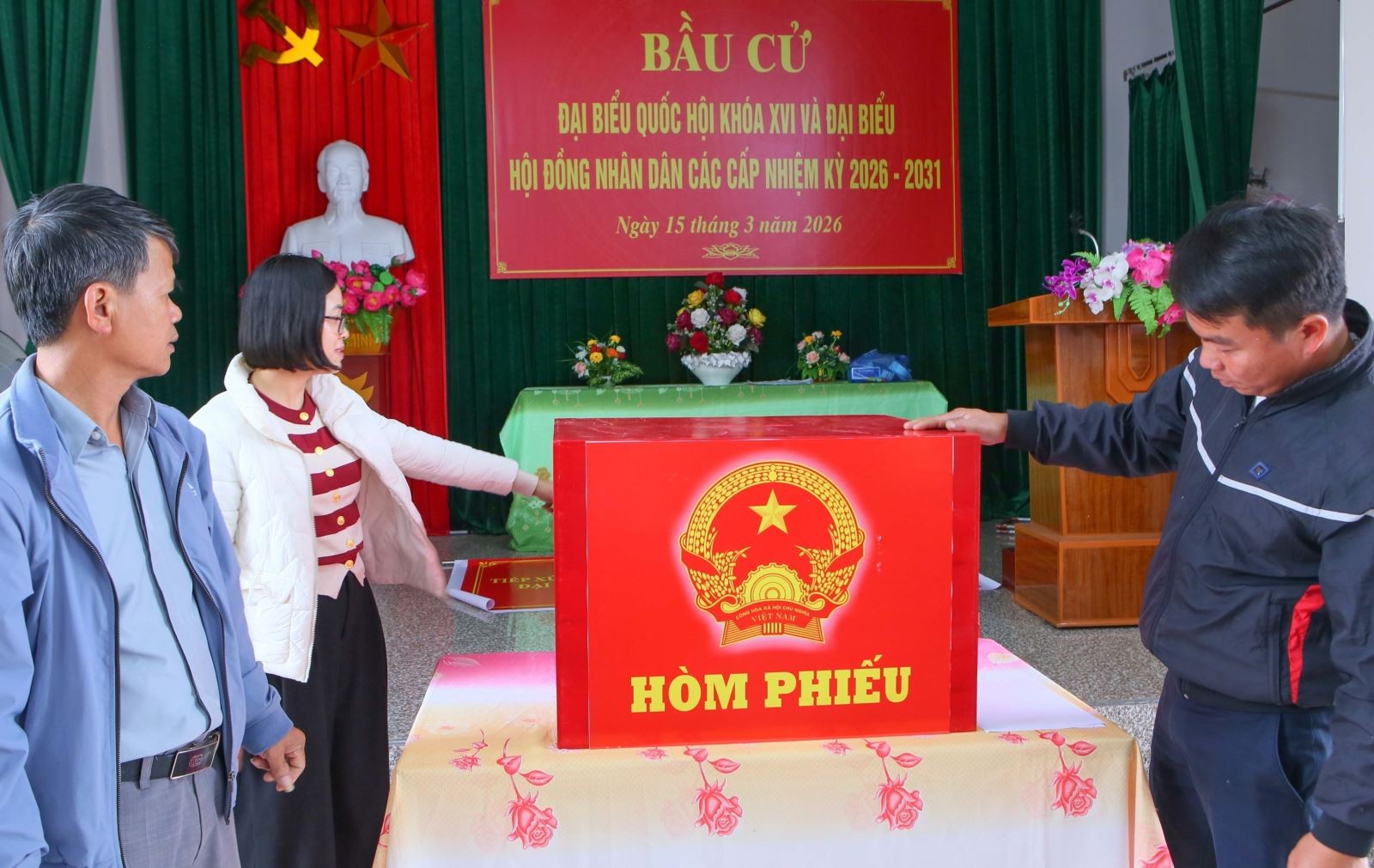 Nhận diện, đấu tranh phản bác thông tin sai trái, xuyên tạc về bầu cử