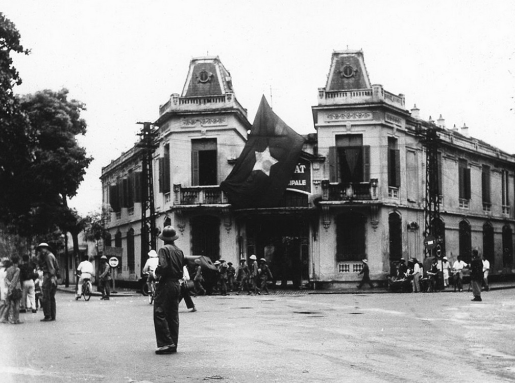 Hình ảnh quý giá về ngày Giải phóng Thủ đô 10/10/1954