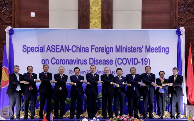 ASEAN CHUNG TAY NỖ LỰC ỨNG PHÓ VỚI DỊCH COVID-19
