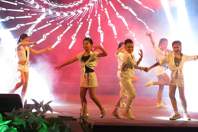 96 thí sinh tham gia chung kết “Bước chân thiên thần”