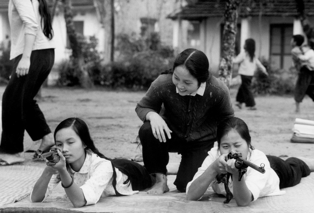 VIỆT NAM NĂM 1975 TRONG ẢNH CỦA A. Abbas