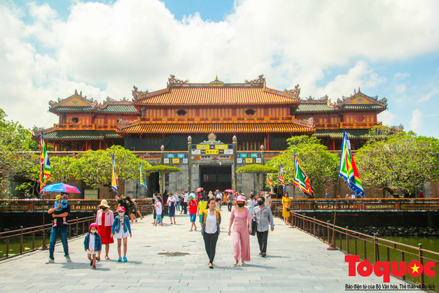 HUẾ GIẢM PHÍ THAM QUAN DI TÍCH ĐẾN HẾT THÁNG 7/2020