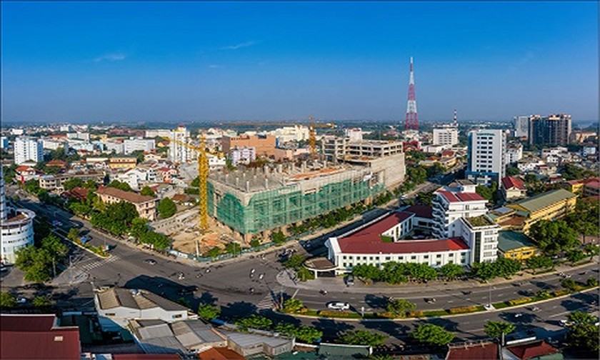 THÀNH PHỐ HUẾ QUYẾT TÂM HOÀN THÀNH CÁC CHỈ TIÊU VÀ DỰ ÁN TRỌNG ĐIỂM TRONG NĂM 2023