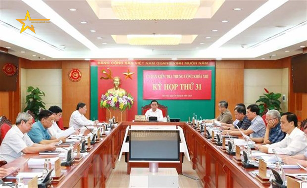 ỦY BAN KIỂM TRA TRUNG ƯƠNG ĐỀ NGHỊ BỘ CHÍNH TRỊ XEM XÉT KỶ LUẬT 2 ỦY VIÊN TRUNG ƯƠNG ĐẢNG