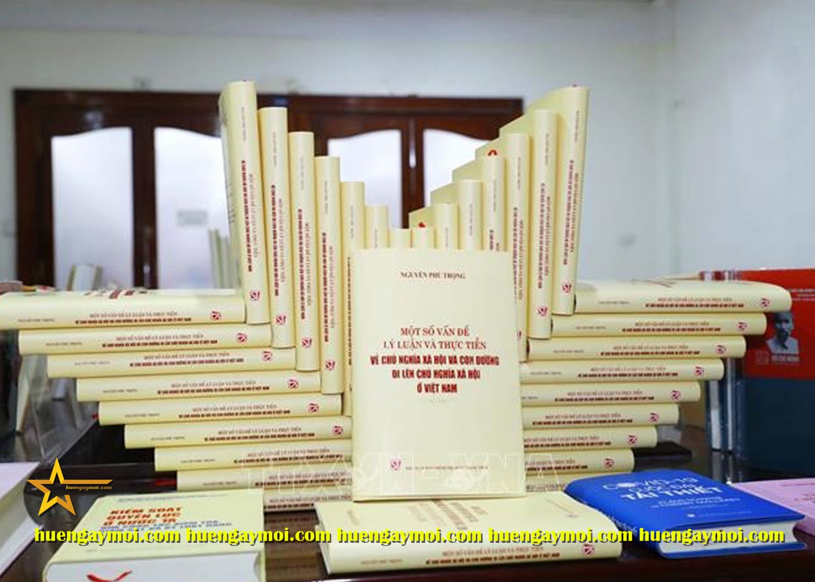 CHỦ NGHĨA XÃ HỘI Ở VIỆT NAM: ƯU VIỆT HAY KHÁC BIỆT